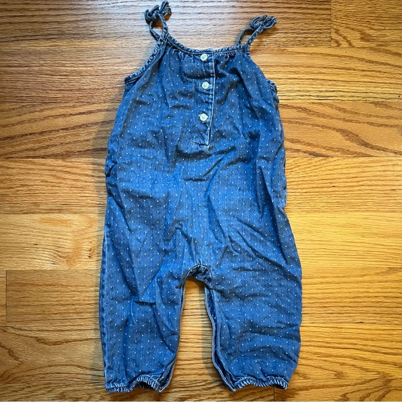 Baby gap chambray polka dot romper size 6-12 months - Picture 2 of 3
